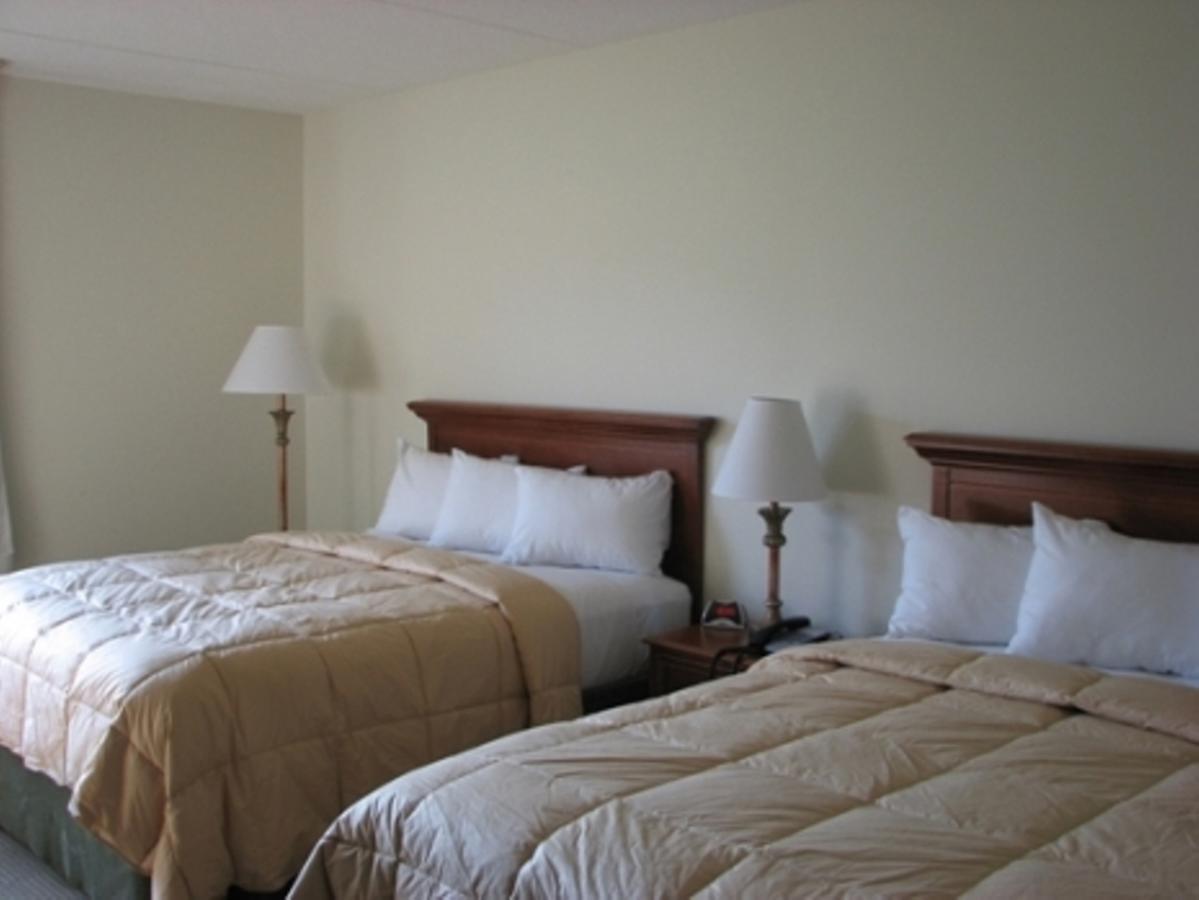 Chief Logan Lodge Hotel & Conference Habitación foto